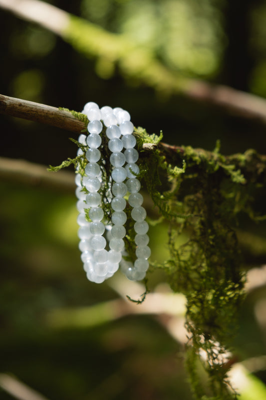 Selenite crystal bracelet, Crystal to cleanse  aura and release negativity.