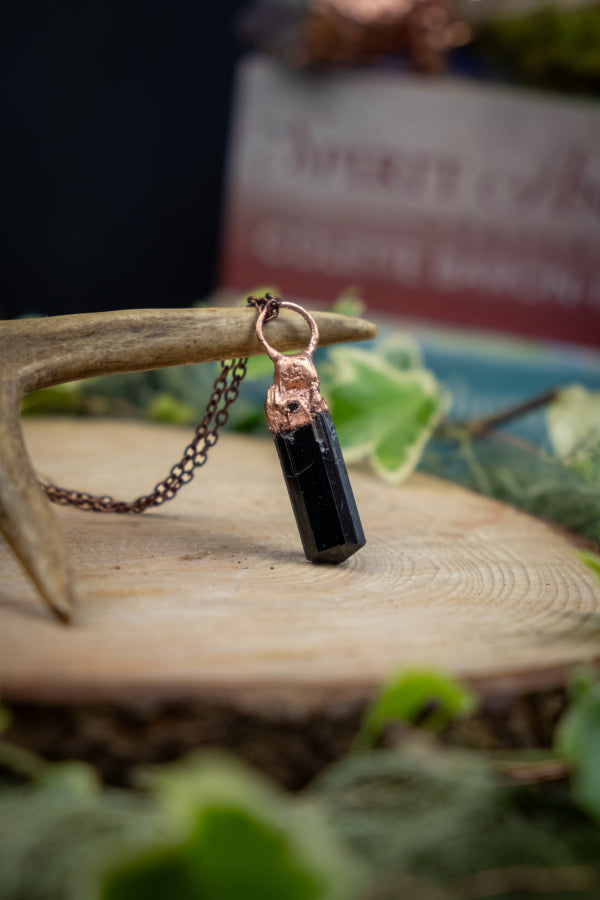 Black Tourmaline and Copper Pendant for Protection, Grounding and  Energetic Shielding, Handmade Crystal Necklace, Empaths & Energy Workers
