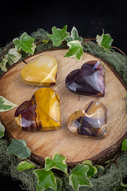 Mookaite Jasper Heart, Grounding Crystal of Vitality, Nurturing Gemstone for Courage, Ancestral Wisdom and Inner Peace