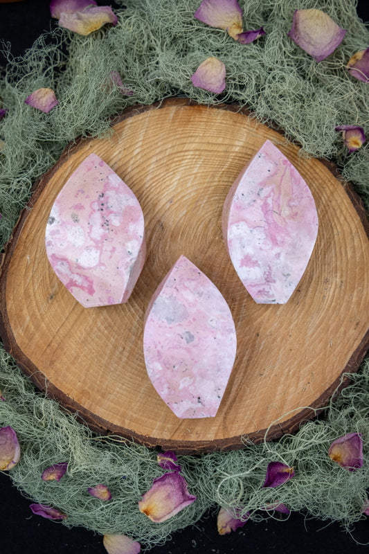 Rhodonite Flame Crystal from Peru, Pale Pink Stone for Heart Healing, Emotional Balance, Love and Compassion Energy