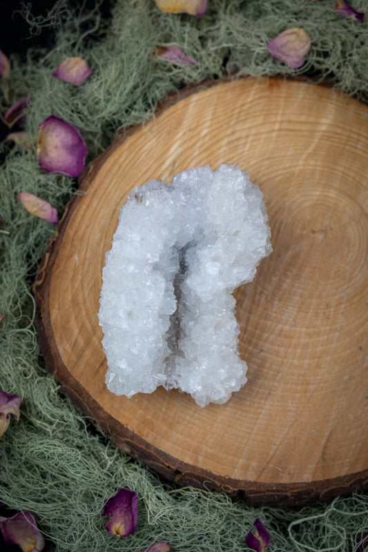 White Aragonite Cluster Crystal, Healing Stone for Calm, Peace, Grounding and Spiritual Growth (Copy)