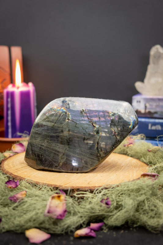 Pink Flash Labradorite Crystal, Gemstone for Intuition, Protection, Divine Feminine Energy, Emotional Healing and Third Eye Awakening
