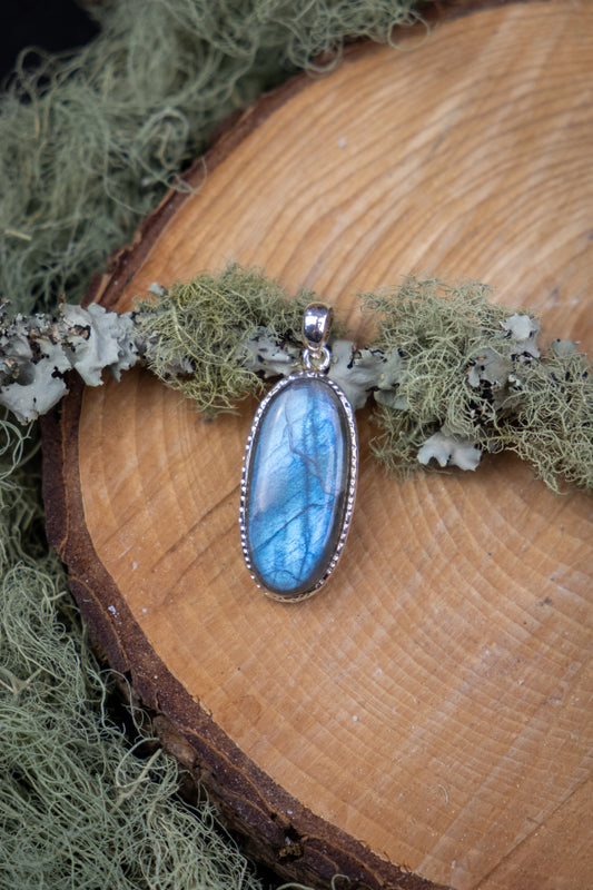 Labradorite Pendant, Blue Flash Gemstone, Hammered Silver Jewellery, Crystal Healing Stone Necklace