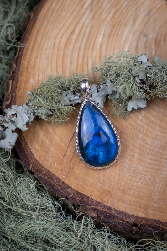 Labradorite Pendant, Blue Flash Gemstone, Sterling Silver Jewellery, Crystal Healing Stone Necklace