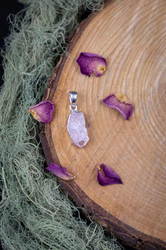 Raw Morganite Silver Pendant, Natural Pink Gemstone Necklace, Healing Crystal Jewellery, Heart Chakra Stone Gift (Copy)