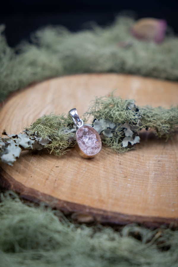 Raw Morganite Silver Pendant, Natural Pink Gemstone Necklace, Healing Crystal Jewellery, Heart Chakra Stone Gift