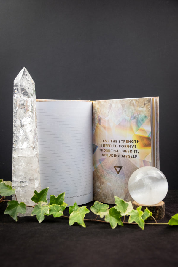 Daily Light Gratitude Journal, Positive Mindset Book, Mindfulness Journal, Spiritual Growth and Affirmation Guide