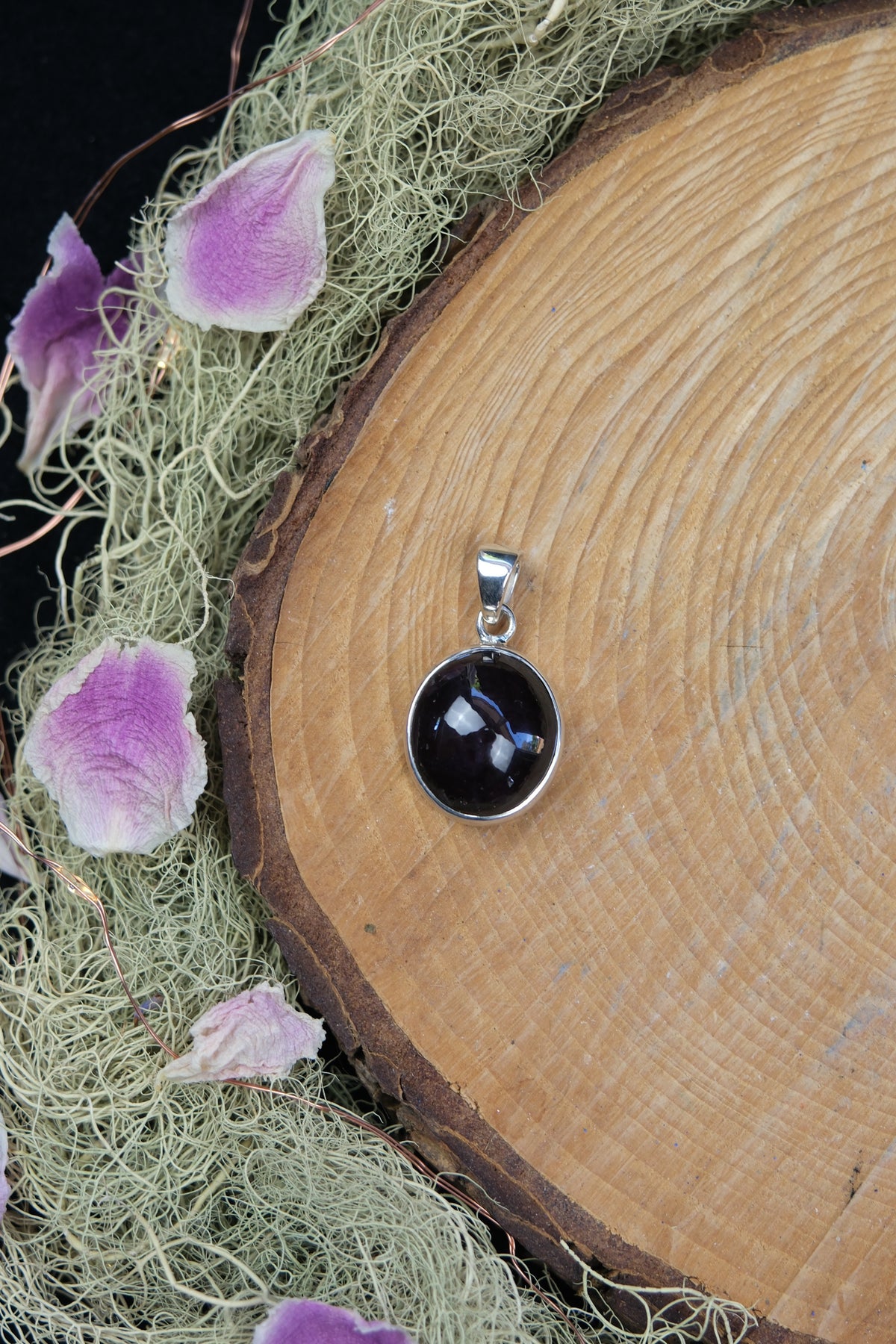 Round Star Garnet Sterling Silver Pendant