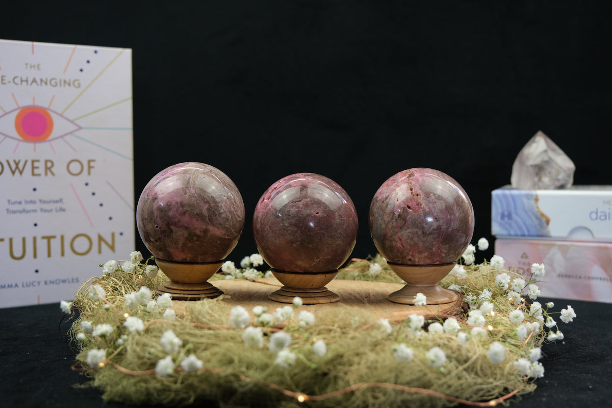 Cobaltoan Calcite Sphere