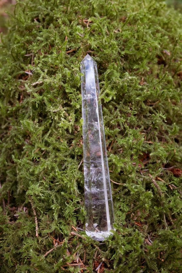 Clear Lemurian Quartz Vogel Wand, 6 Sided Crystal Point with Domed Top for Clarity, Energy Healing and Higher Guidance