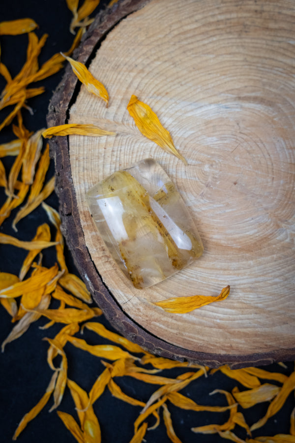 Golden Healer Quartz Cabochon, Polished Healing Crystal with Flat Back, Energy Alignment Stone, Ethically Sourced Brazil