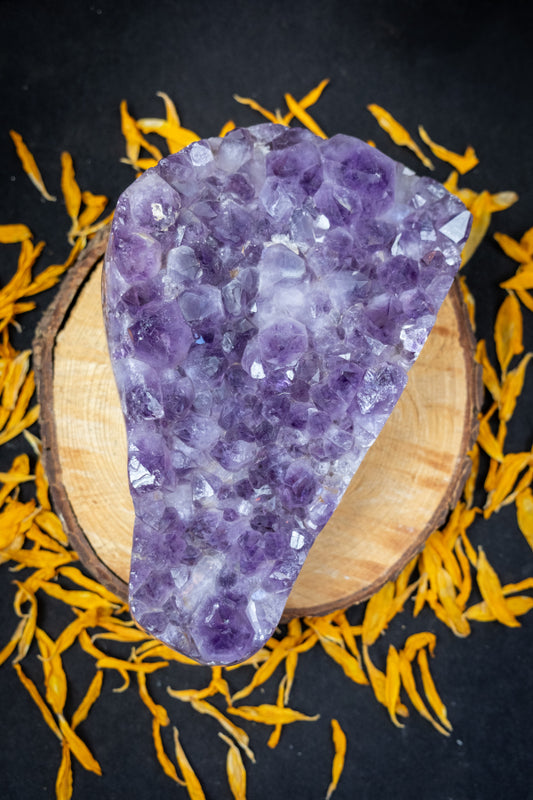 Amethyst Bed with Moss Agate, Freestanding Crystal Stone, Wave Shaped Gem for Healing and Energy Work