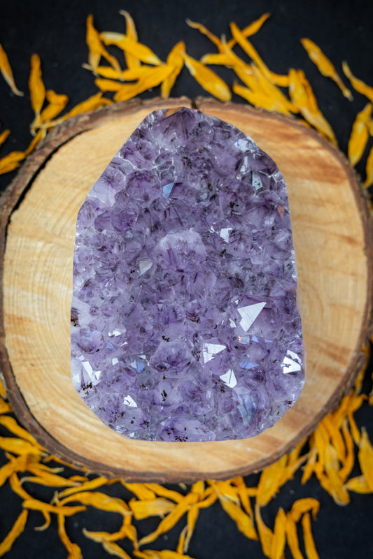 Amethyst Crystal Bed, Raw Amethyst Gemstone Cluster, Large Amethyst Stone for Healing Meditation Reiki Energy.