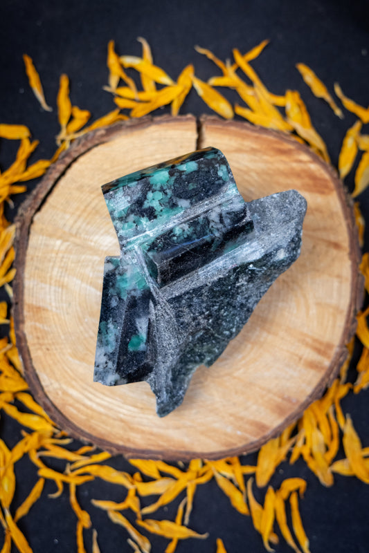 Raw Emerald and Mica Stone, Natural Emerald Crystal with Dark Mica Sparkle, Heart Chakra Healing Gemstone for Love and Growth