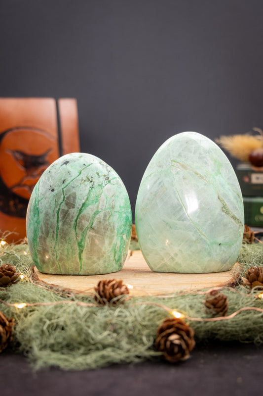 Green Moonstone Freeform, Heart Healing Crystal Stone, Emotional Balance Gem, Calming Soothing Crystal for Intuition and Growth