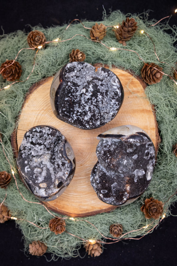 Septaria Geode with Calcite Crystals, Natural Septarian Gemstone, Sparkly Healing Stone for Grounding, Balance, and Earth Connection