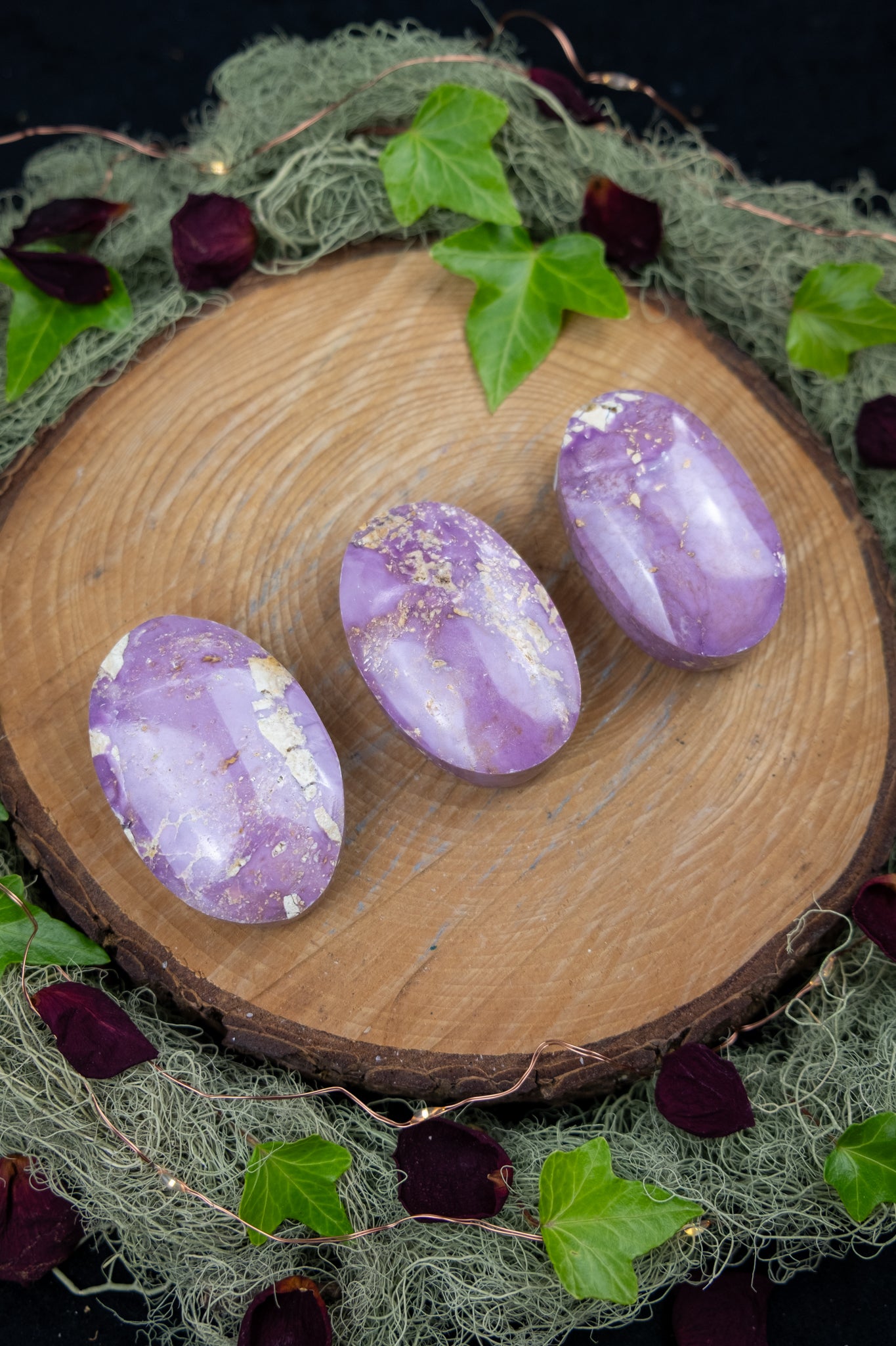 Phosphosiderite Palm Stone