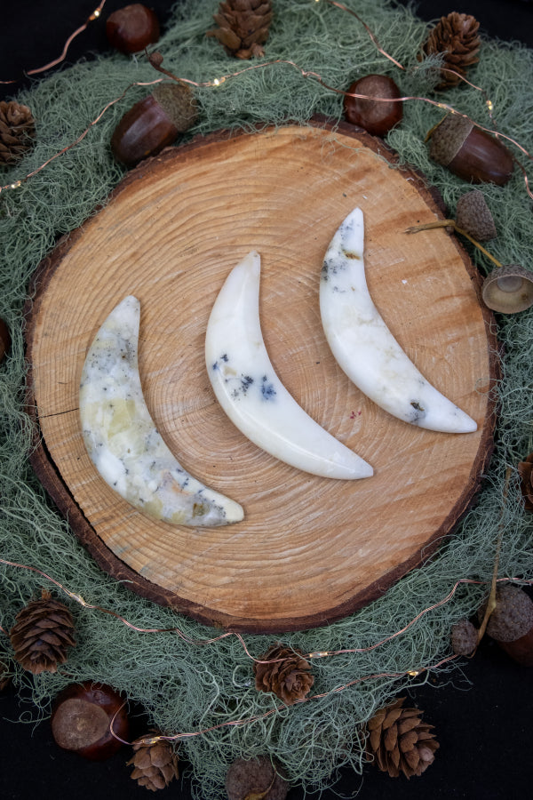 Merlinite Crescent Moon Crystal, Dendritic Opal Gemstone for Stillness, Intuition and Balance, Spiritual Stone for Meditation and Clarity