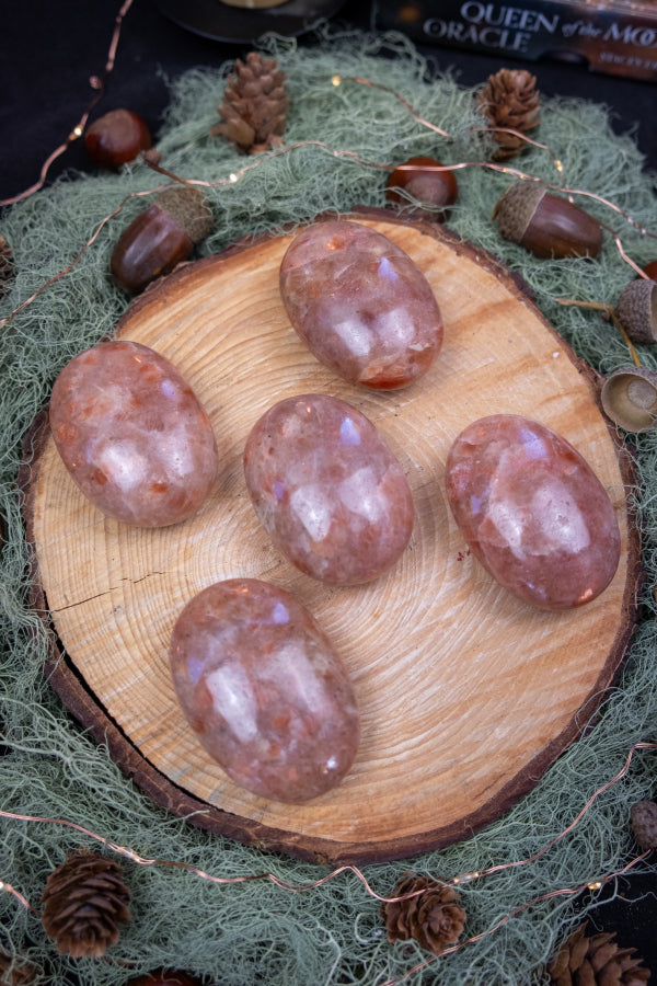 Sunstone Crystal Palm Stone for Joy, Energy, Manifestation, Confidence and Solar Light Crystal Gem Stone
