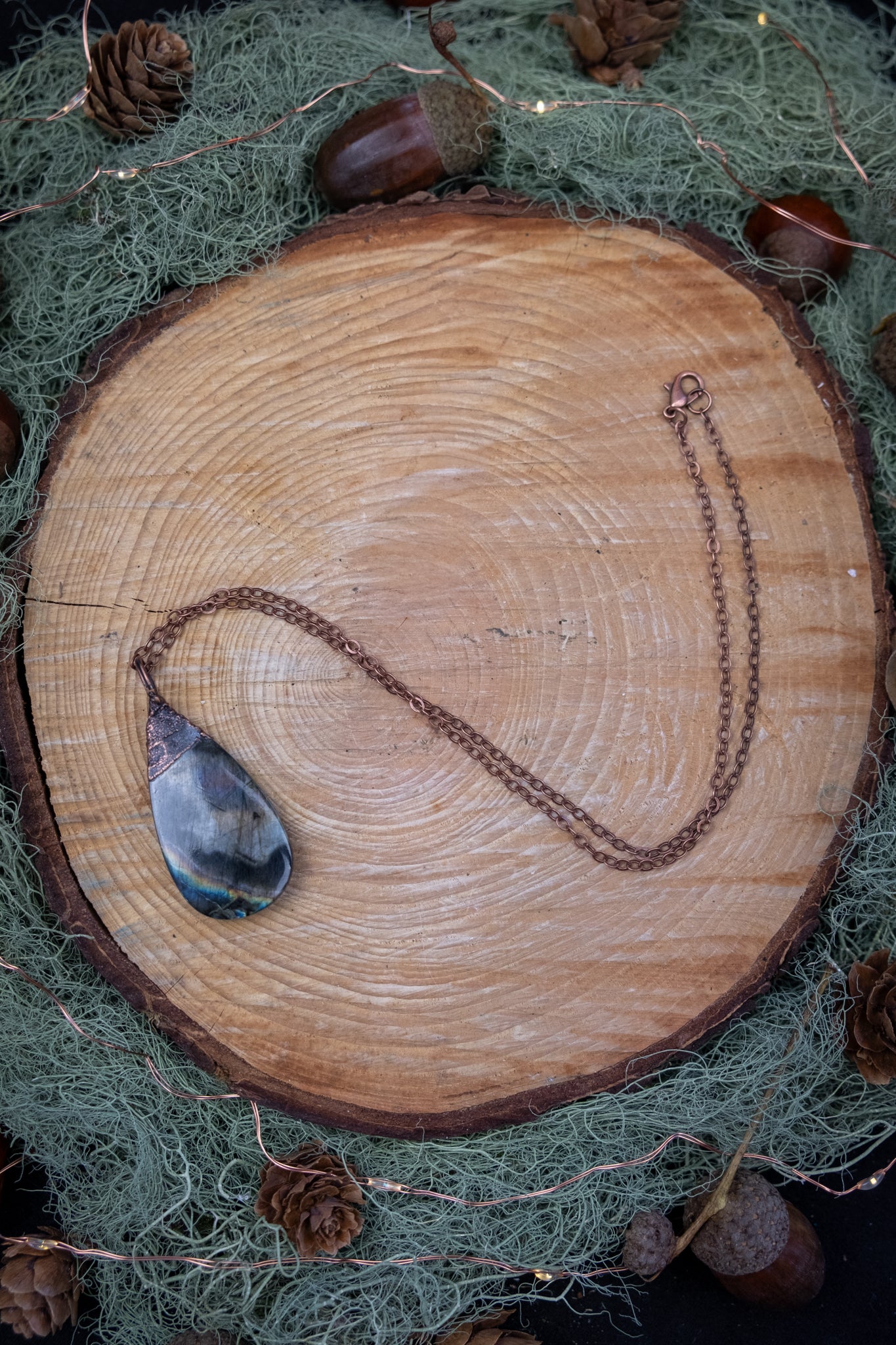 Blue, Purple and Rainbow Flash Labradorite Necklace, Crystal Gemstone Pendant, Copper Healing Stone Jewellery, Spiritual Energy Talisman