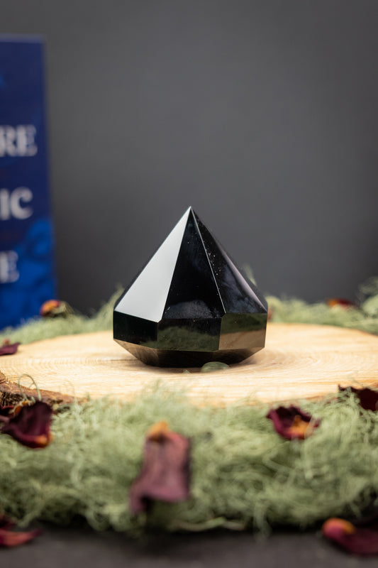 Black Obsidian Crystal Carving Gem Stone Sculpture Hand Carved Volcanic Glass Stone for Protection, Grounding and Transformation