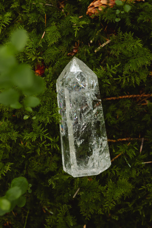 Lemurian Crystal Point, A crystal for starseeds, healers and lightworkers, Connect to Higher Realms, Ancient wisdom crystal, Rainbow gem