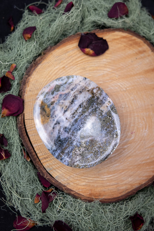 Ocean Jasper Crystal Bowl, Healing Gemstone Dish for Meditation, Energy Cleansing and Calming Home Décor