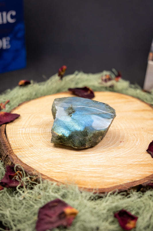 Blue Labradorite Raw and Polished Crystal, Natural Gemstone for Intuition, Protection and Transformation