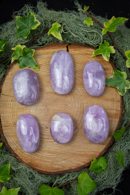 Kunzite Palm Stone Crystal, High Grade Purple Gem for Heart Healing, Calm Energy and Emotional Balance