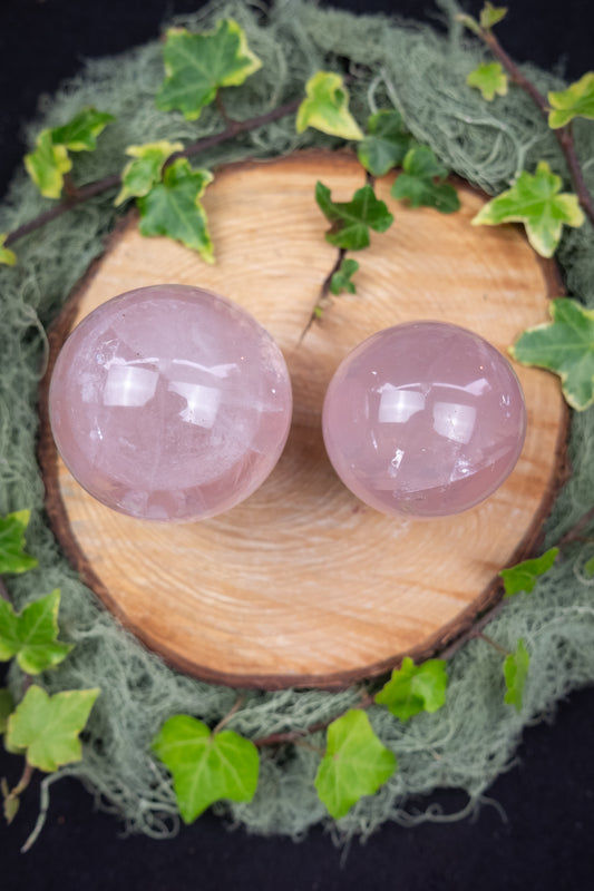 High Grade Rose Quartz Sphere Madagascar, Gemmy Pink Crystal Stone, Exceptional Clarity with Rainbows and Star Asterism