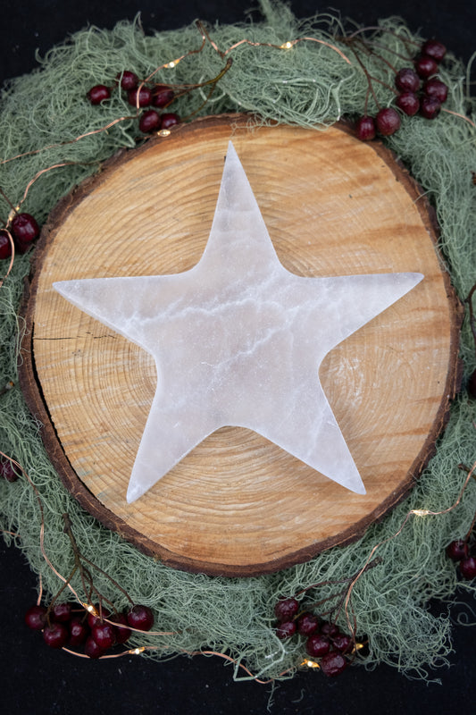Selenite Star Charging Plate, Crystal Cleansing Charging Dish, Energy Clearing Tool for Crystals and Sacred Space