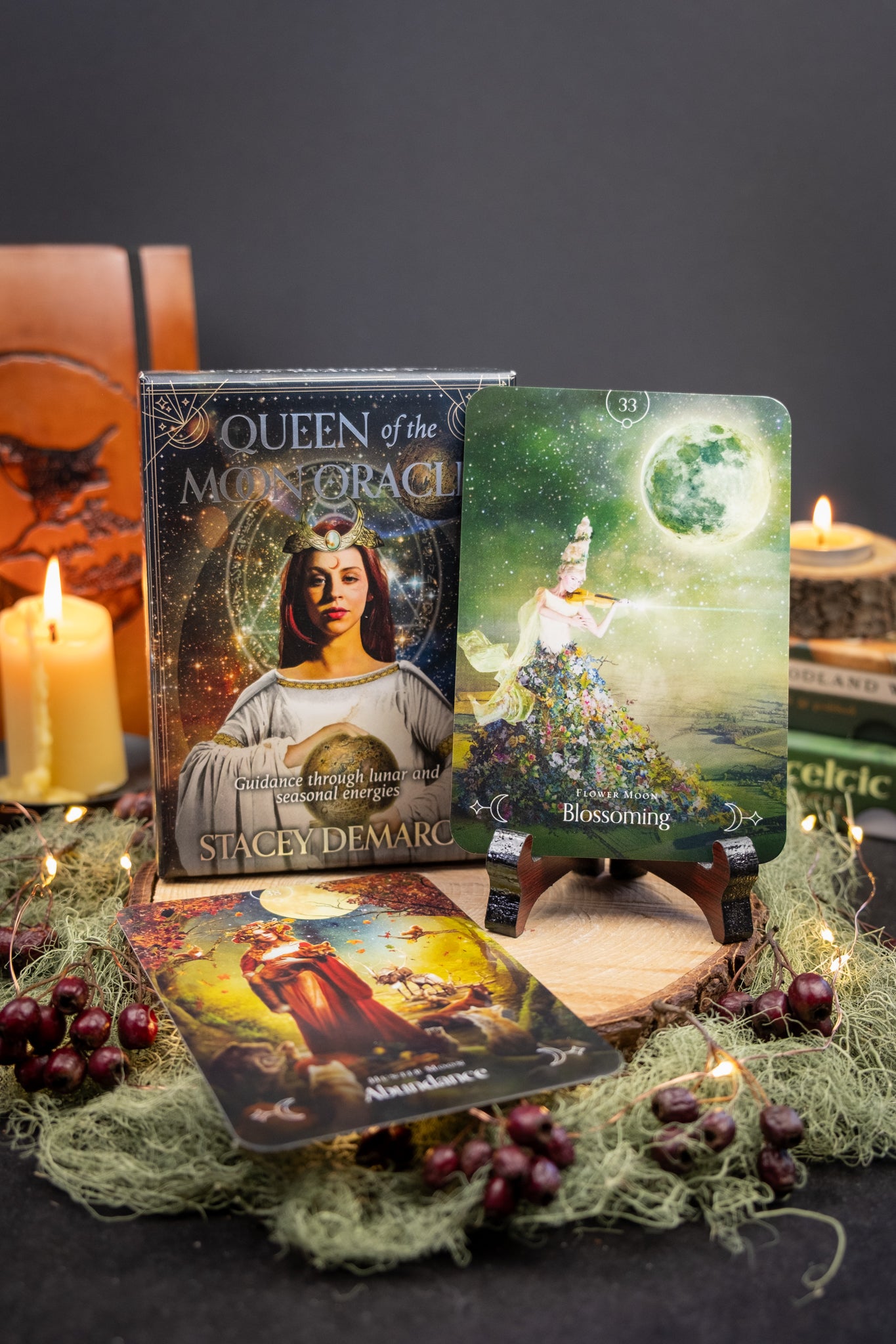 Queen of the Moon Oracle Cards Stacey Demarco Rockpool Publishing, Lunar Wisdom Deck for Moon Magic Ritual Seasonal Energy and Intuitive Guidance