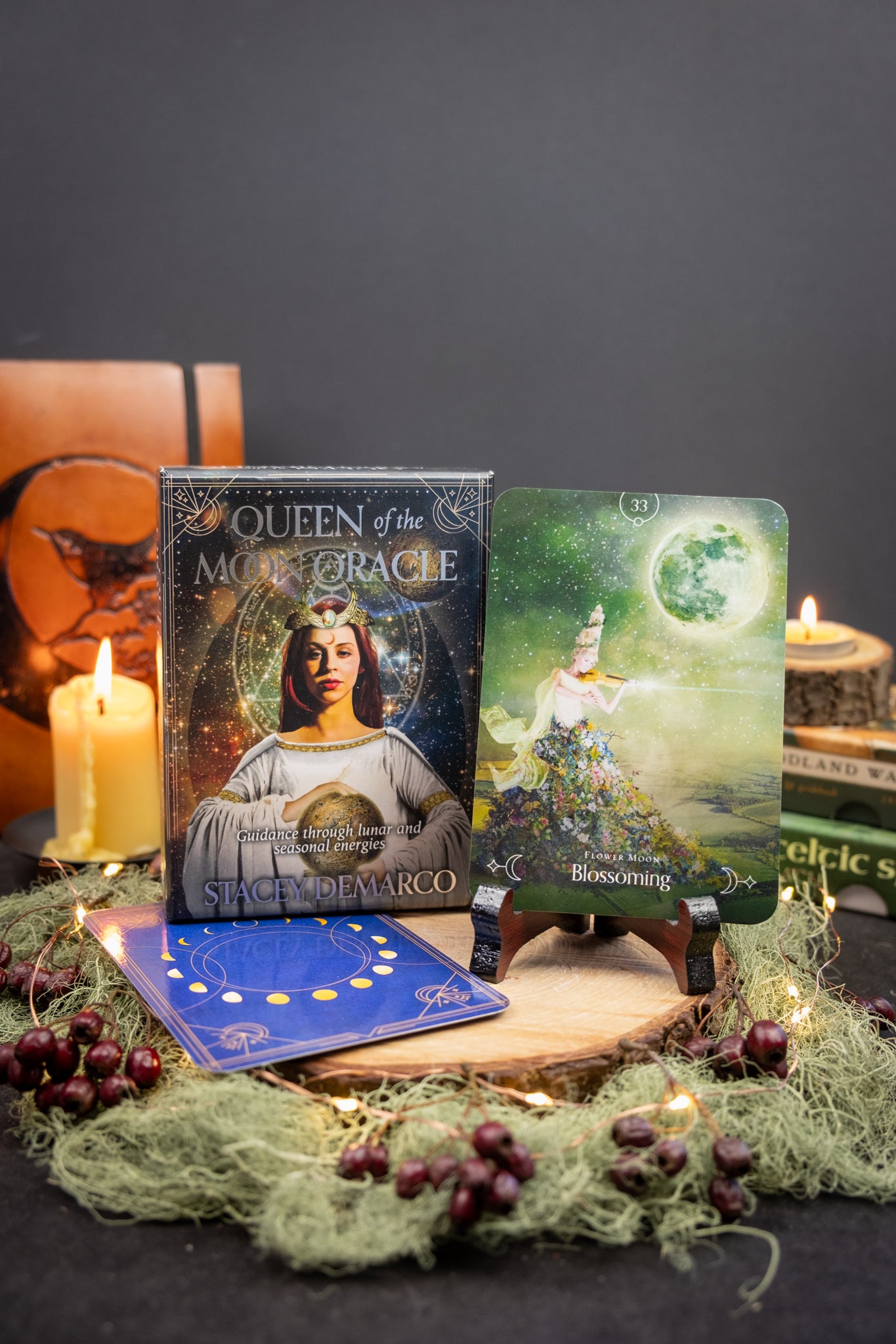 Queen of the Moon Oracle Cards Stacey Demarco Rockpool Publishing, Lunar Wisdom Deck for Moon Magic Ritual Seasonal Energy and Intuitive Guidance