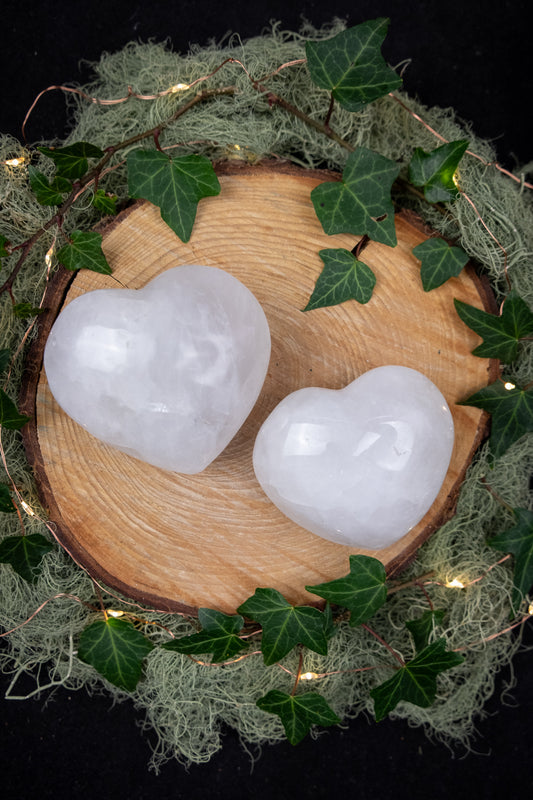 White Goddess Quartz Heart Crystal, Polished White Quartz Heart Stone, Divine Feminine Energy, Crown Chakra Healing Crystal