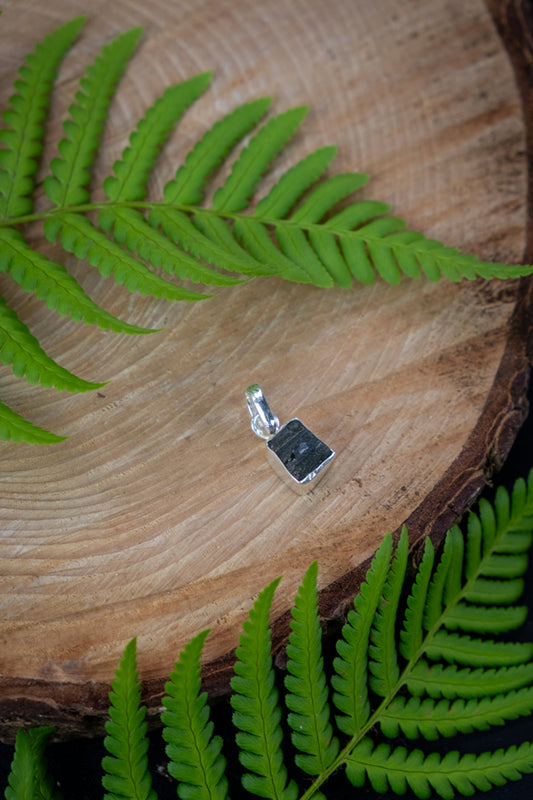 Moldavite crystal, natural pendant, transformation crystal.