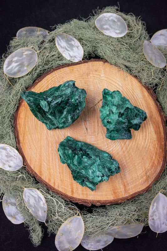 Raw Malachite Stone, Natural Malachite Crystal for Protection and Transformation, Ethically Sourced from Congo