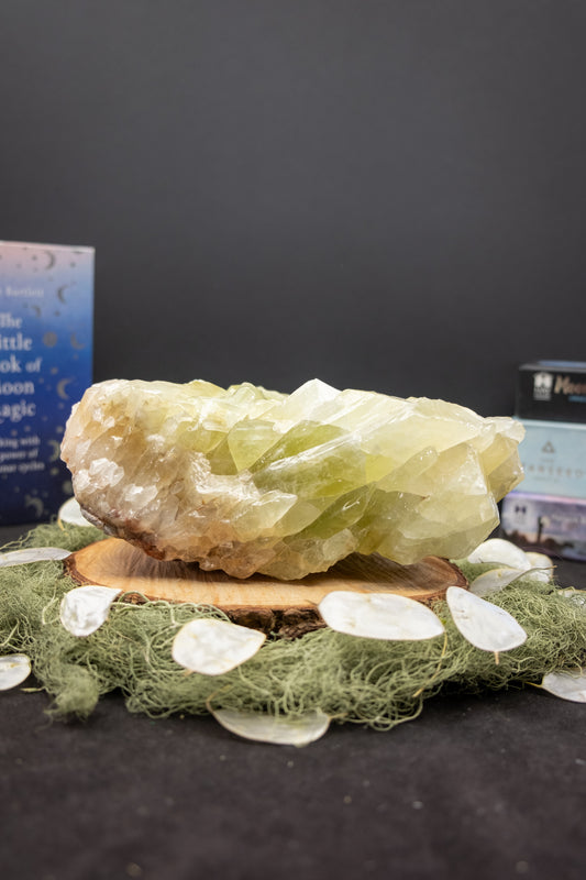 Green Calcite Raw Formation