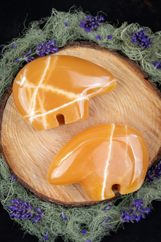 Orange Calcite Bear Totem Carving, Joyful Crystal Animal, Sacral Chakra Stone, Hand Carved Calcite Gem for Strength, Creativity, Energy Flow
