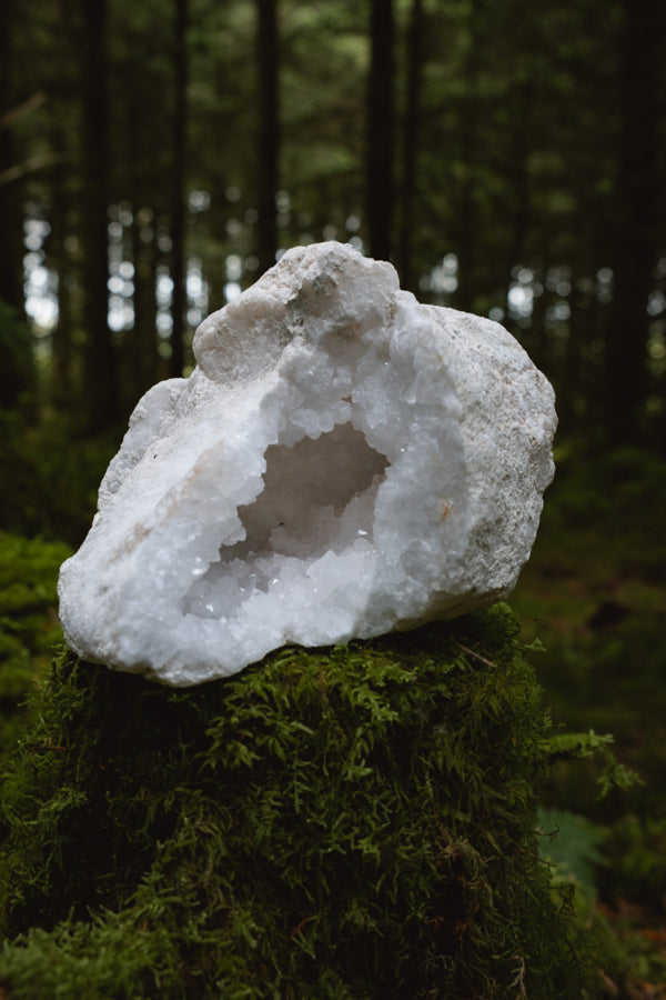 Quartz crystal cave, Crystal to calm the mind and relax your spirit, Promotes flow of chi, Great for charging crystals, Great for sleep