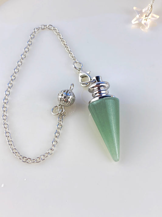 Green Aventurine crystal pendulum, Dowsing pendulum.