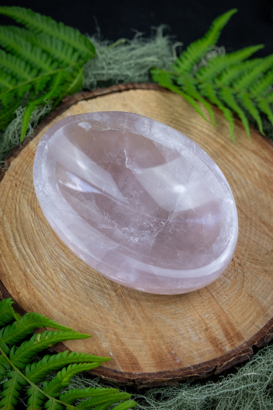 Rose Quartz Bowl for Love, Calm and Heart Healing, Crystal Gemstone Carved Bowl, High Grade Rose Quartz Offering Stone