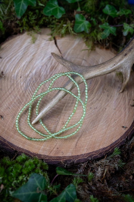 Peridot crystal bead bracelet, Green gemstone bracelet, Crystal for courage, heart Chakra crystal, Crystal for abundance, Manifestation gem