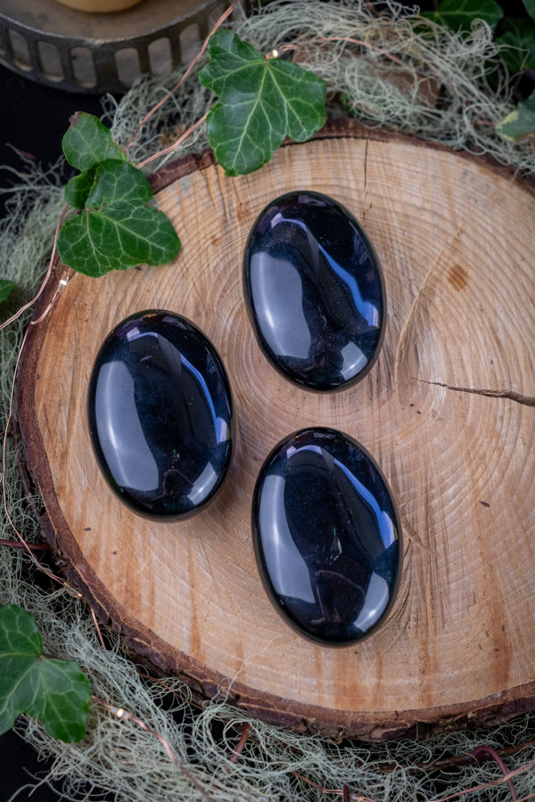 Obsidian Palm Stone, Protective Gem, Grounding Crystal, Energy Shield, Root Chakra, Truth & Clarity, Volcanic Glass Healing Stone