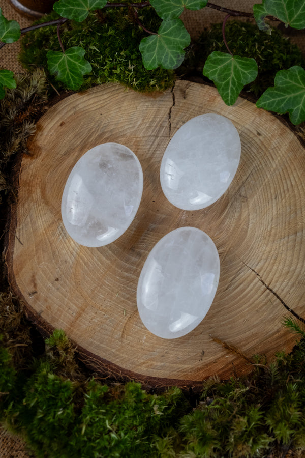 Clear Quartz Palm Stone, Healing Crystal, Energy Amplifier, Meditation Gem, Spiritual Clarity Stone, Crown Chakra, Manifestation Tool