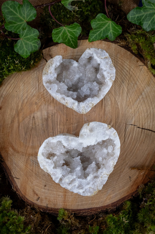 Quartz Geode, Crystal Cave, Energy Cleanser, Master Healer, Heart shaped geode, Heart shaped crystal, Crystal for love.