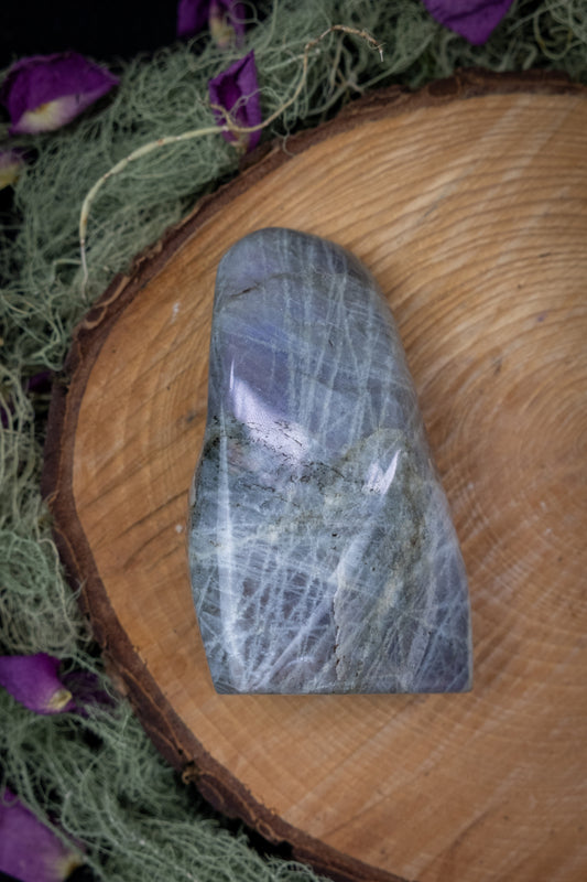 Pink Flash Labradorite Crystal, Gemstone for Intuition, Protection, Divine Feminine Energy, Emotional Healing and Third Eye Awakening