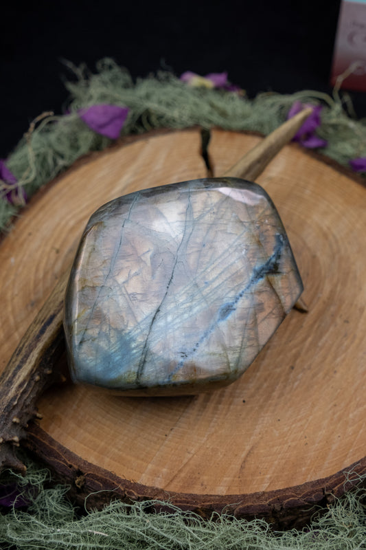 Sunset Labradorite Freeform, Flashy Labradorite Gemstone, Polished Crystal, Transformation Stone, Spiritual Protection, Chakra Healing