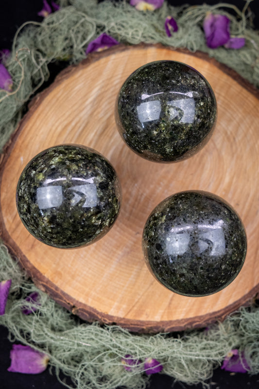 Peridot in Matrix Sphere