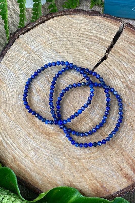 Lapis Lazuli crystal bracelet, Faceted, boho style, Crystal to stimulate psychic abilities & inner vision, Release stress. Throat chakra.