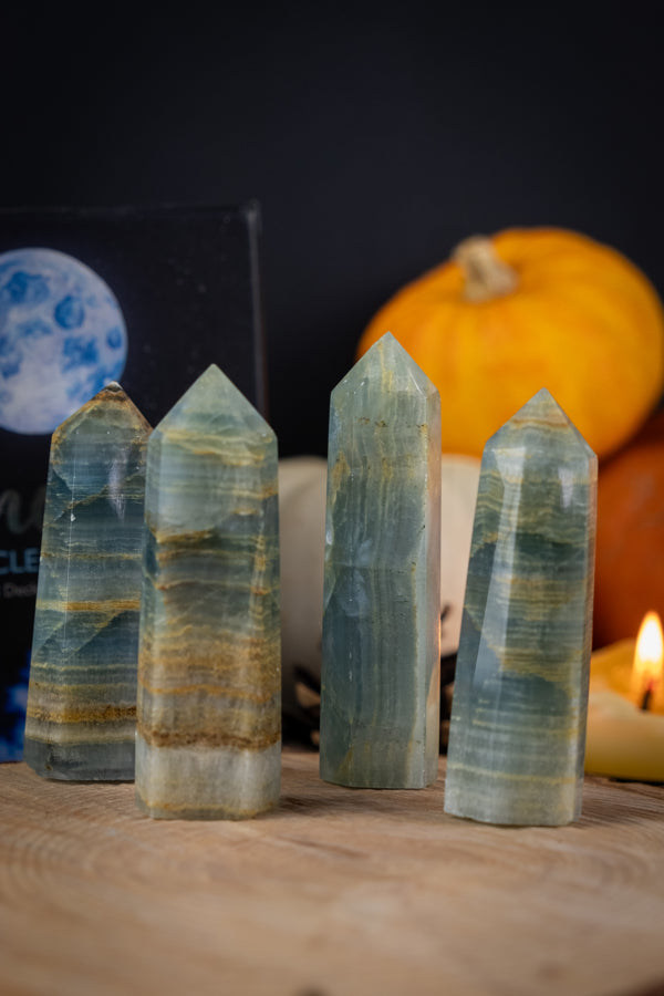 Lemurian Aquatine Calcite crystal point, Soothes the nervous system, Heal the energy system, Calming crystal.